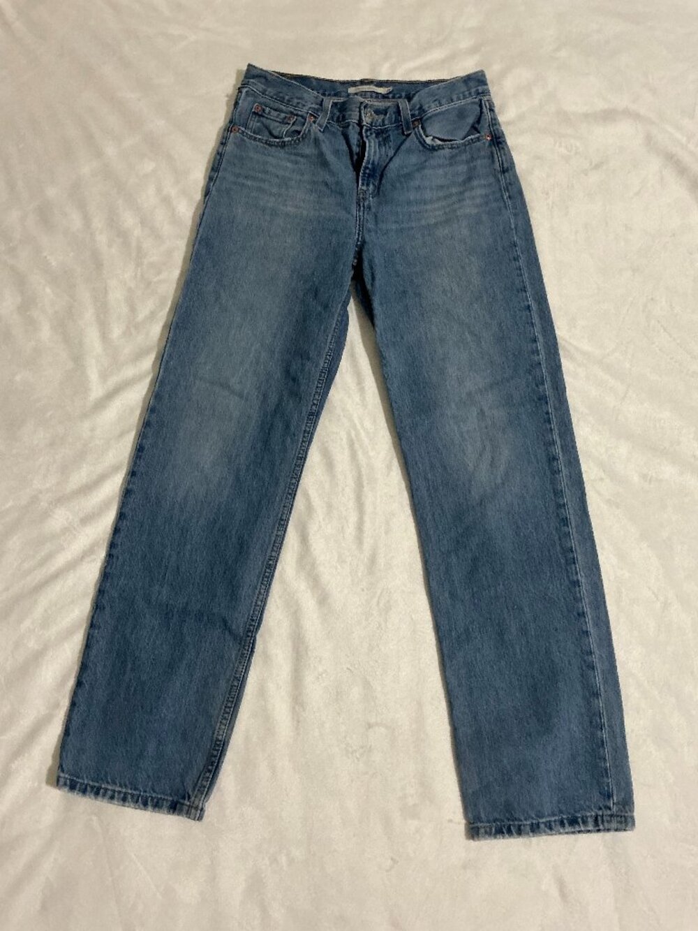 Levi's Women's Low Pro Straight Jeans Size 26